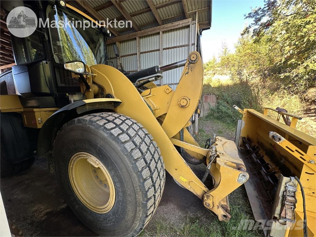 CAT 938K Колесни товарачи