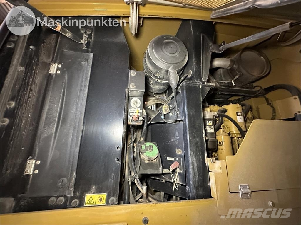 CAT 938K Колесни товарачи
