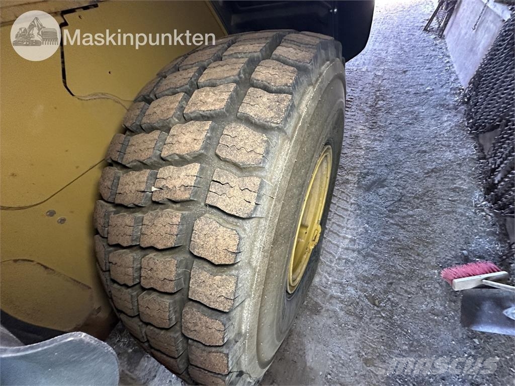 CAT 938K Колесни товарачи
