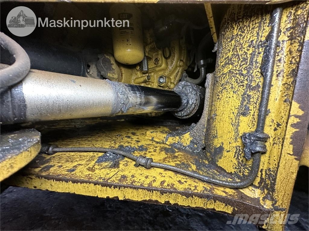 CAT 938K Колесни товарачи