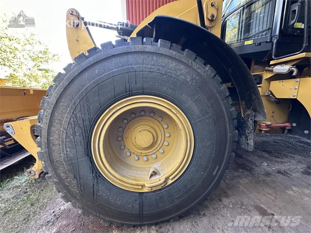 CAT 938K Колесни товарачи