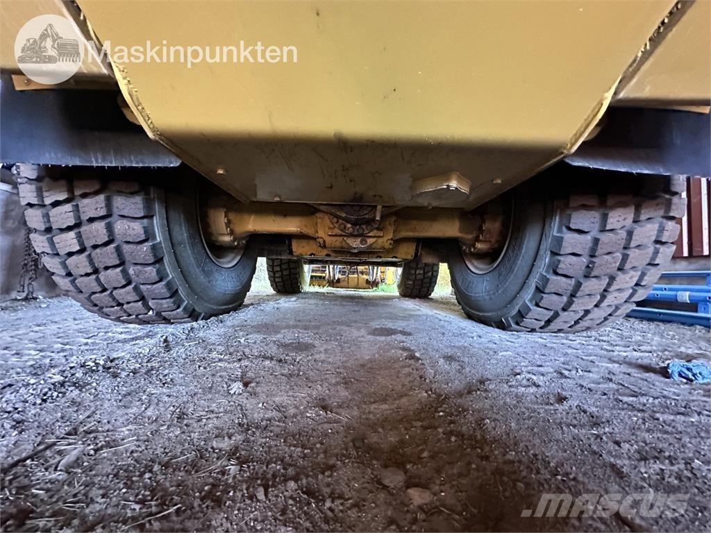 CAT 938K Колесни товарачи