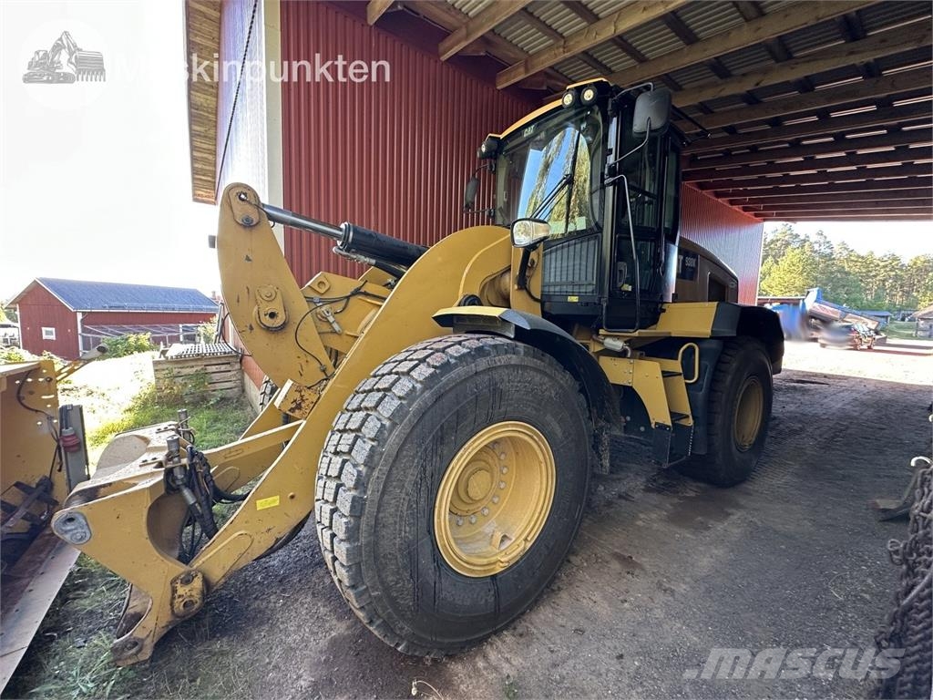 CAT 938K Колесни товарачи