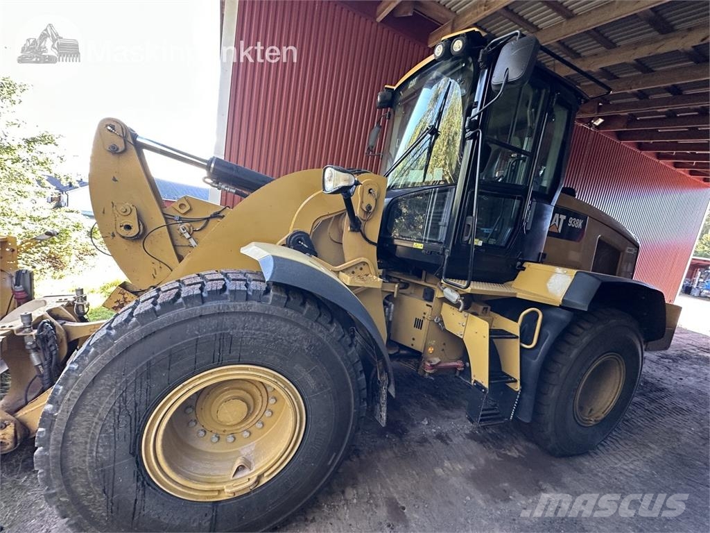 CAT 938K Колесни товарачи