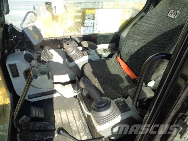 CAT 308 E 2 CR 中型挖掘机