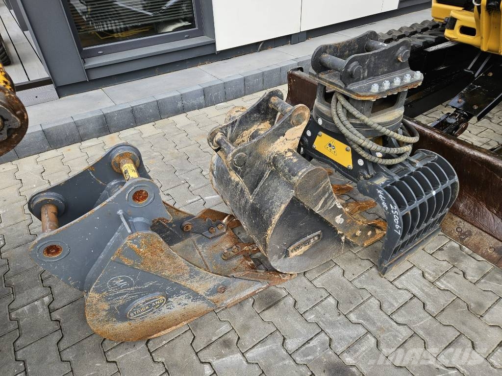 CAT 305 CR Mini excavadoras < 7t