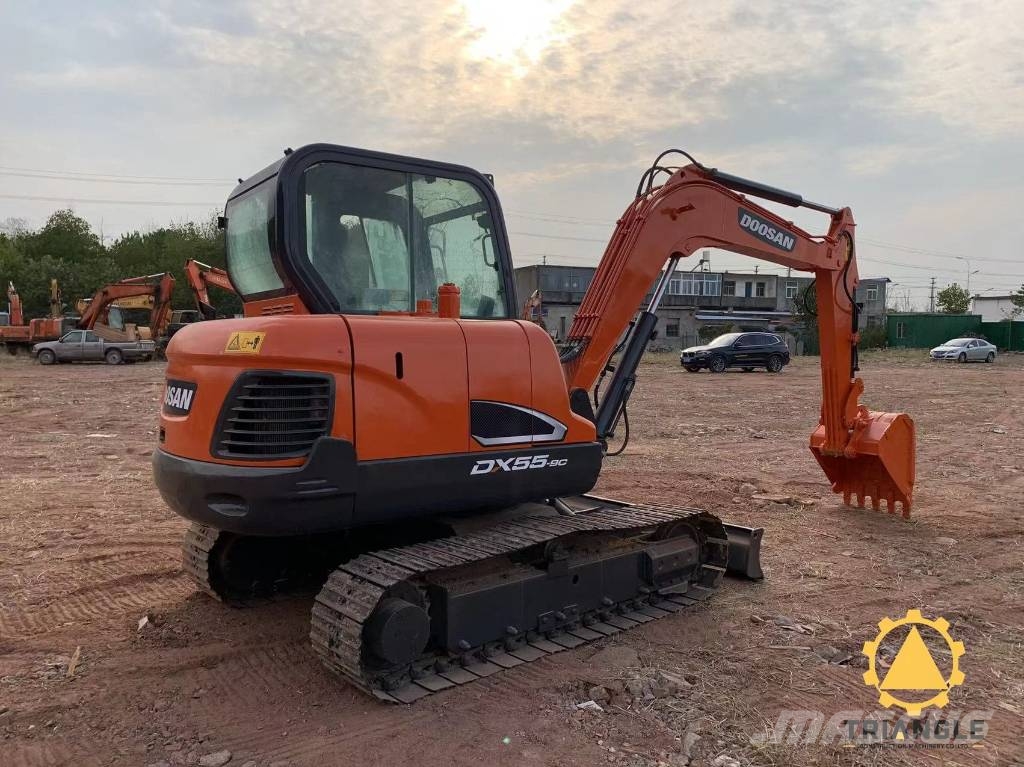 Doosan DX 55 Bagri goseničarji
