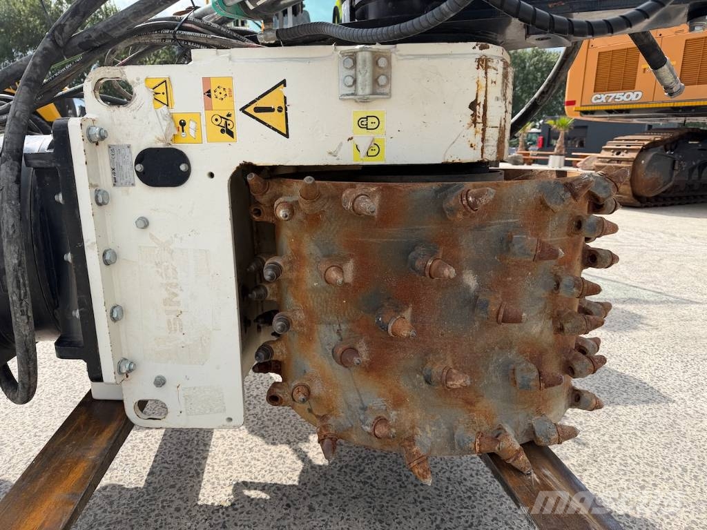 Simex HP600HD Asfaltfrees kraan / Asphalt milling crane Schaber