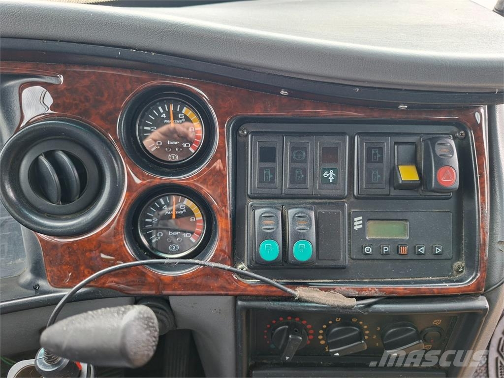 Isuzu TURQUOISE 28 MÍST Kamioni-šasije