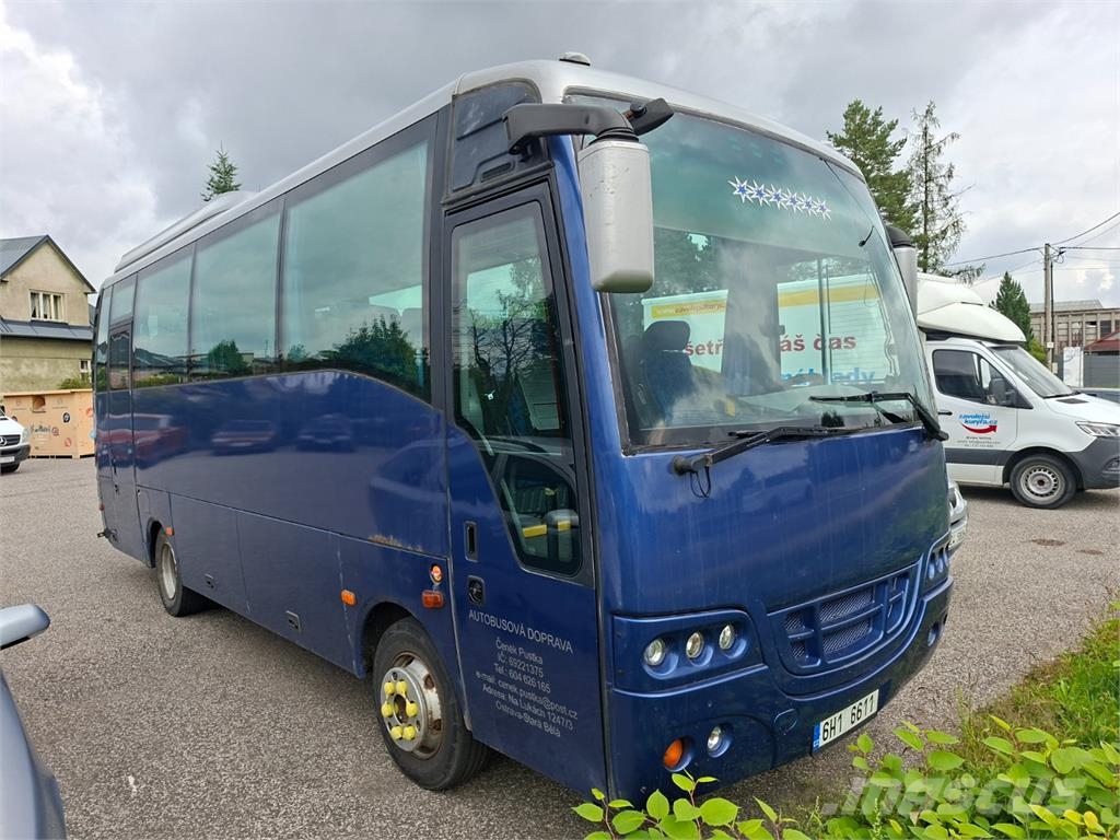 Isuzu TURQUOISE 28 MÍST Kamioni-šasije