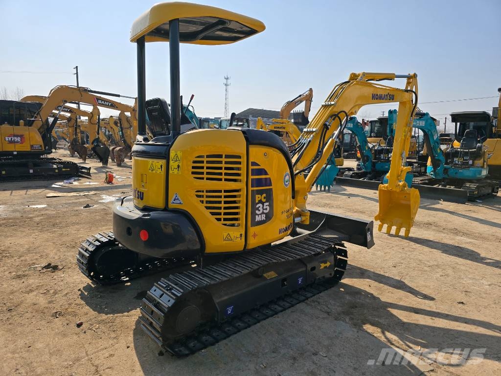 Komatsu PC35 Minikoparki