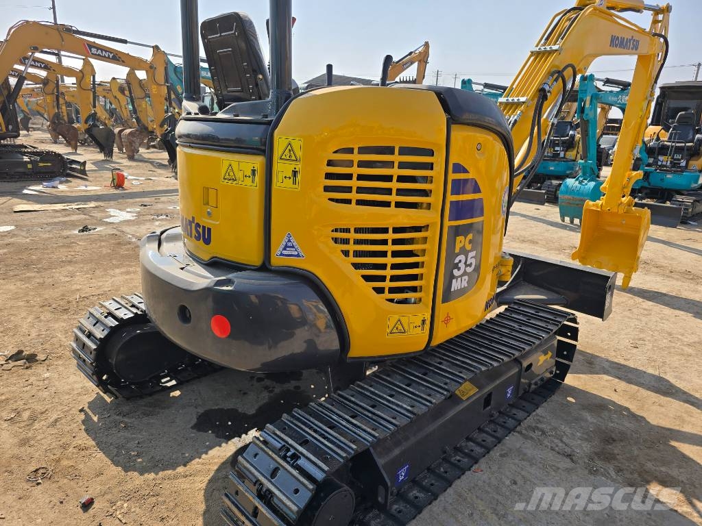 Komatsu PC35 Minikoparki