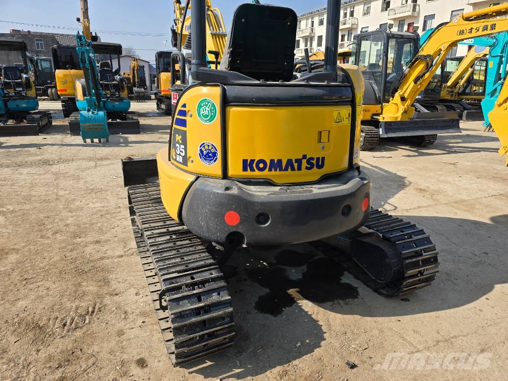 Komatsu PC35 Minikoparki