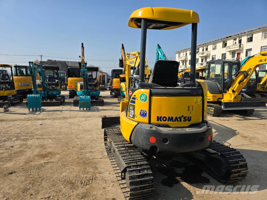 Komatsu PC35 Minikoparki