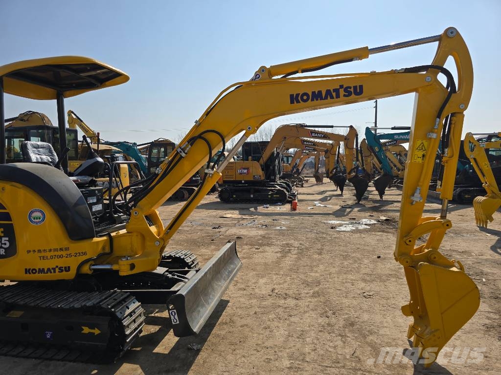 Komatsu PC35 Minikoparki