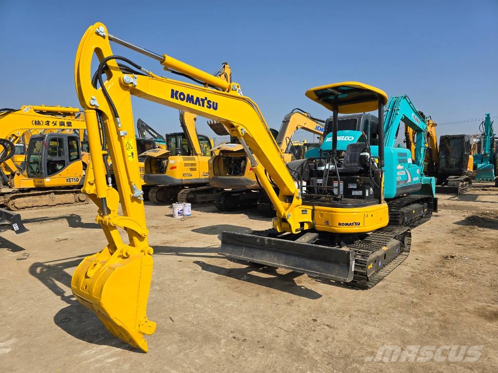 Komatsu PC35 Minikoparki