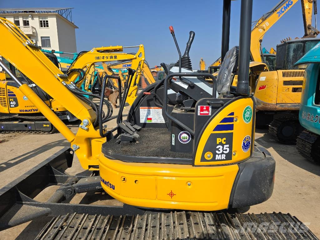 Komatsu PC35 Minikoparki