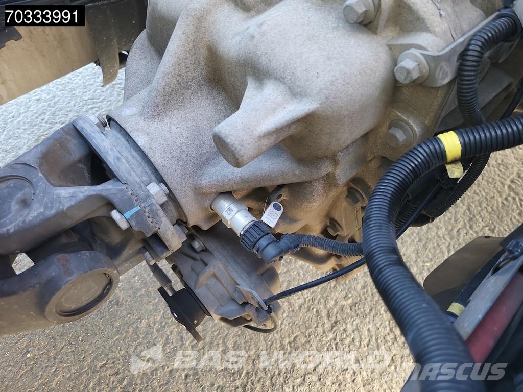 Renault T 460 6X2 NL-Truck SleeperCab Liftachse Standklima Vetopöytäautot