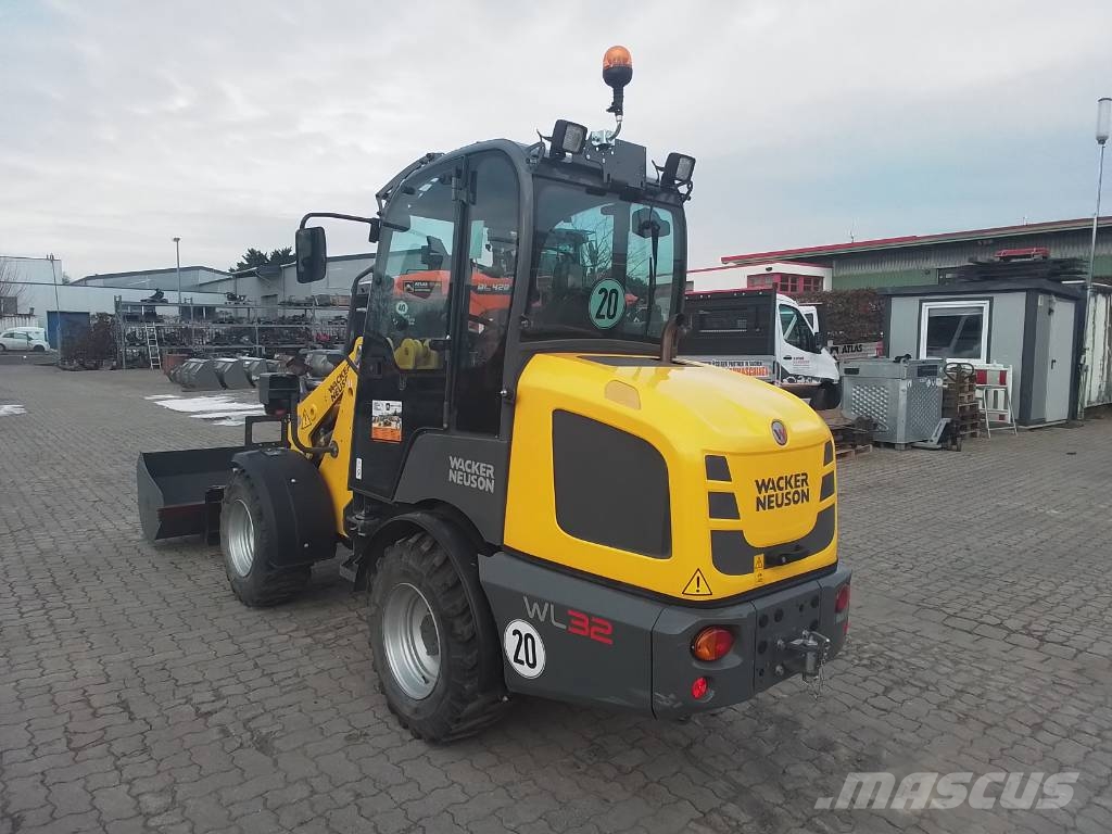 Wacker Neuson WL 32 Wheel loaders
