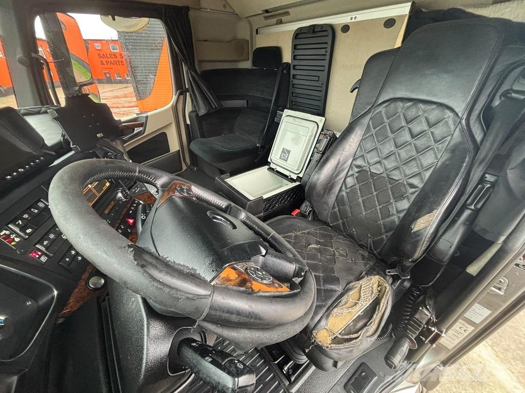 Mercedes-Benz Arocs 2553 6x2*4 FOR SALE AS CHASSIS Châssis cabine