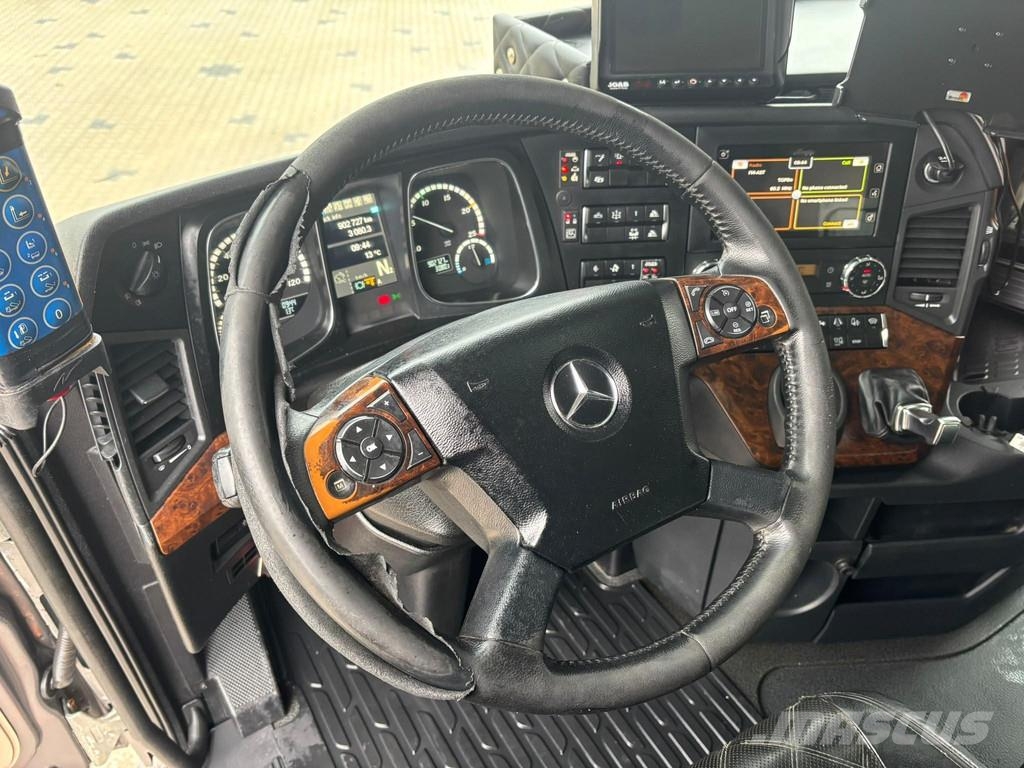 Mercedes-Benz Arocs 2553 6x2*4 FOR SALE AS CHASSIS Châssis cabine