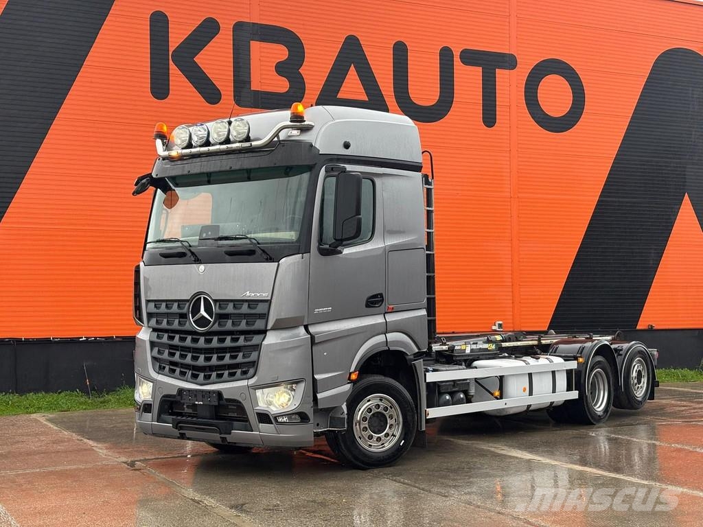 Mercedes-Benz Arocs 2553 6x2*4 FOR SALE AS CHASSIS Châssis cabine