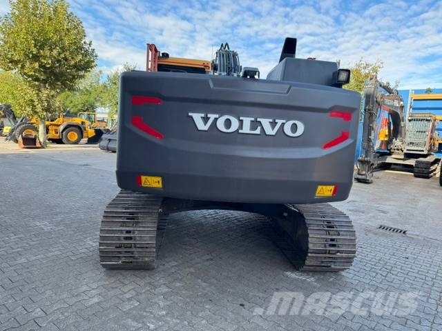 Volvo EC220EL Kāpurķēžu ekskavatori