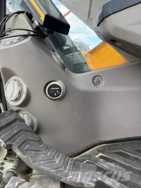 Volvo EC220EL Kāpurķēžu ekskavatori
