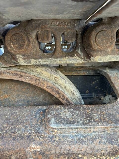 Volvo EC220EL Kāpurķēžu ekskavatori