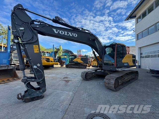 Volvo EC220EL Kāpurķēžu ekskavatori
