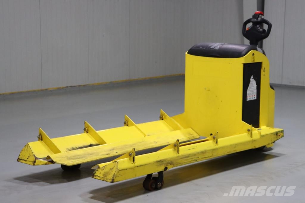 LOC E22M Pedestrian stacker
