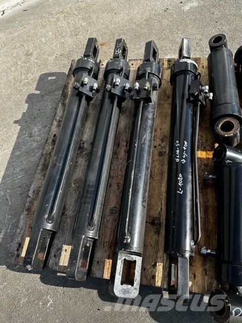 JLG 1350 SJP HYDRAULIC CYLINDER Telescopic boom lifts