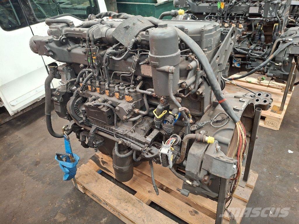 Paccar PR228S2 (310HP) 发动机
