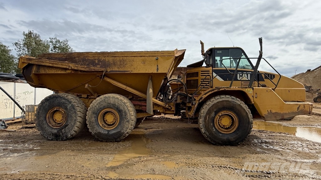 CAT 740 Artikulētie pašizgāzēji