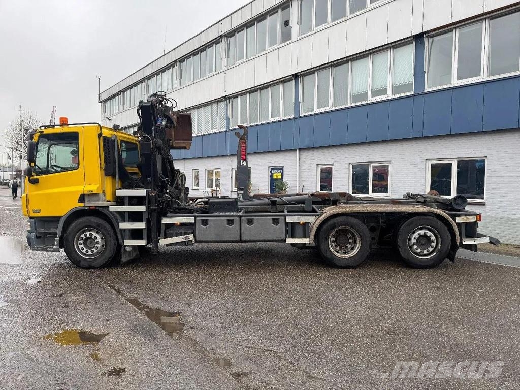 DAF CF 75.310 6X2 EURO 5 HMF 1244 Z2 + REMOTE + HIAB 1 Kranen voor alle terreinen