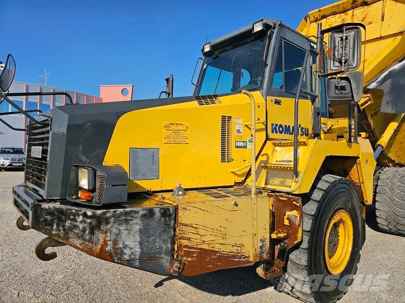 Komatsu HM 300-2 Liigendraamiga pinnaseveokid