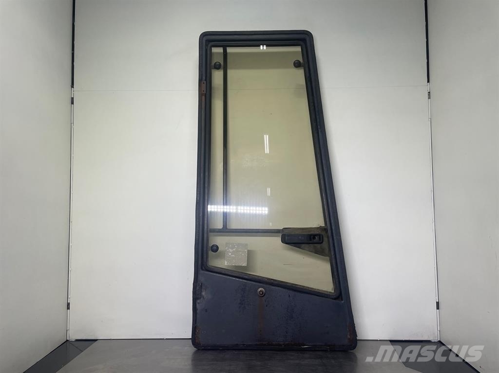Ahlmann AZ6-4145328K-Door/Tür/Deur كابينة والداخلية