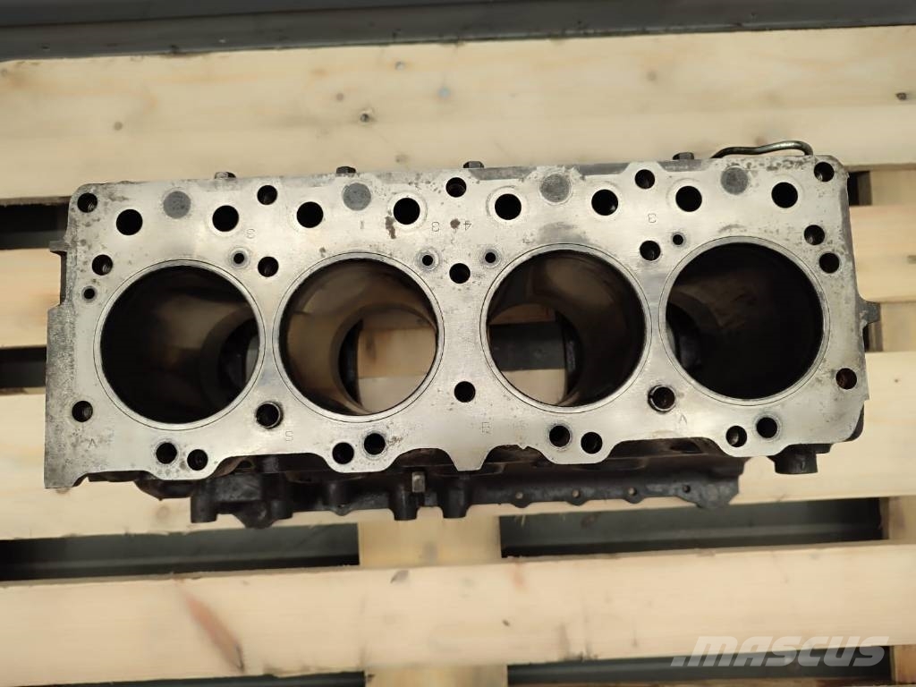 Isuzu C240 engine block Κινητήρες