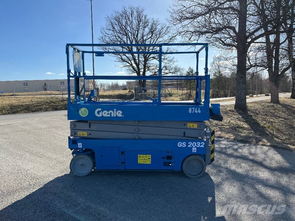 Genie GS 2032 Käärtõstukid