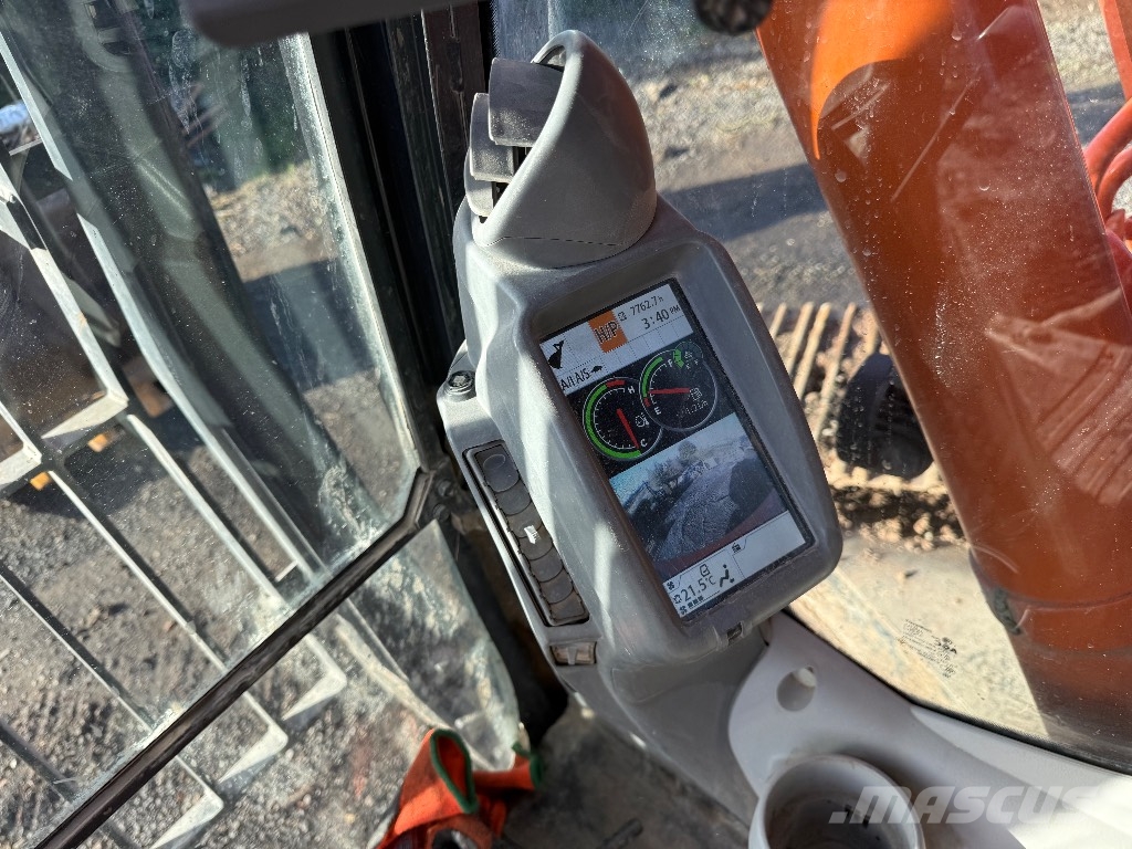 Hitachi ZX 210 LC-6 Raupenbagger