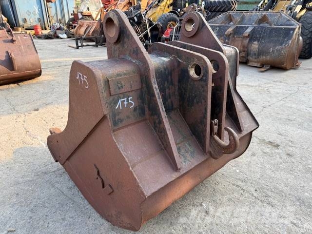 Atlas 1200 mm Excavator