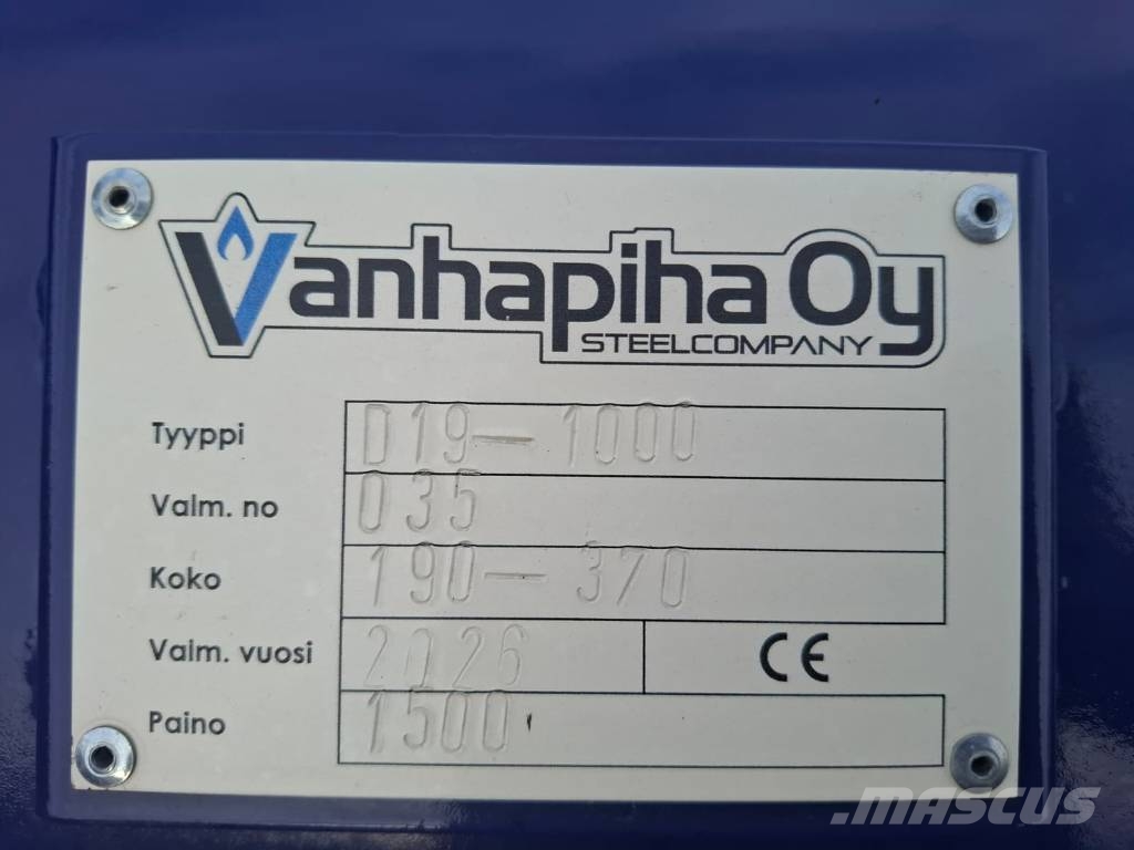 BlueBerry Lumiaurat Snežne daske i plugovi
