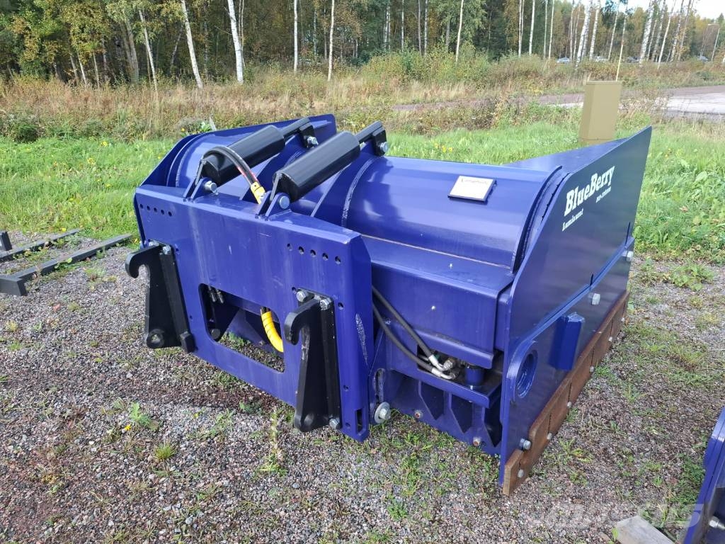 BlueBerry Lumiaurat Snežne daske i plugovi