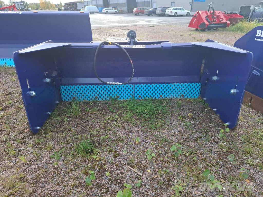 BlueBerry Lumiaurat Snežne daske i plugovi