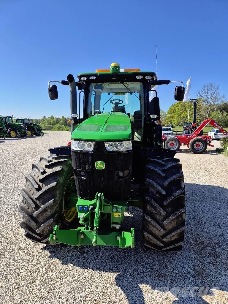John Deere 7200R Pedant skött Tractors