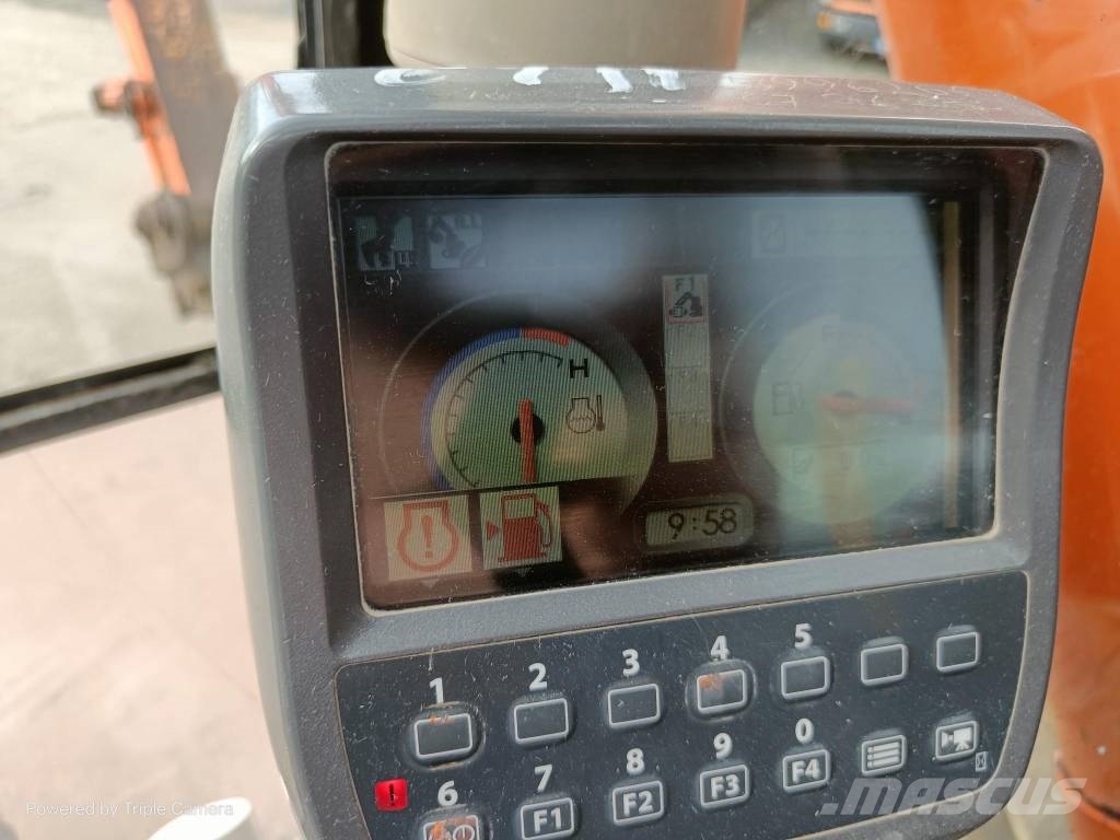 Hitachi ZX 225 USR LC-3 Bagri goseničarji
