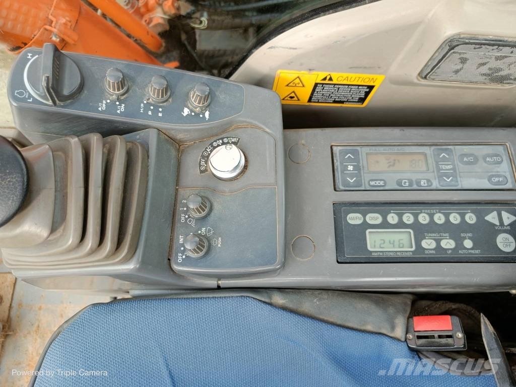 Hitachi ZX 225 USR LC-3 Bagri goseničarji
