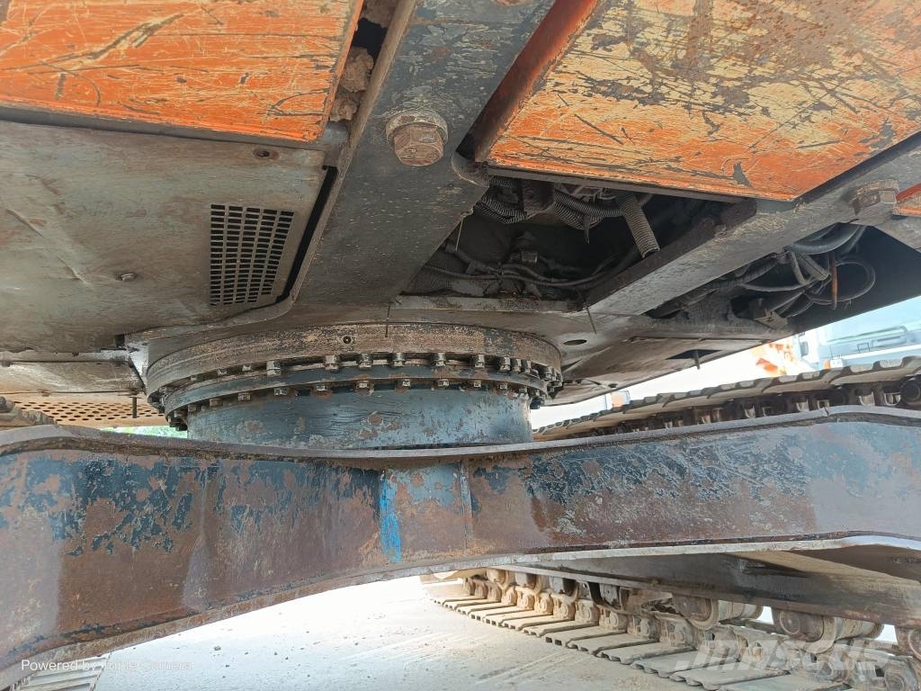 Hitachi ZX 225 USR LC-3 Bagri goseničarji