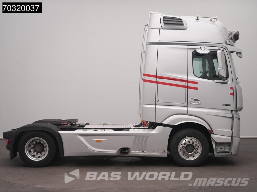 Mercedes-Benz Actros 1963 Actros 4X2 GigaSpace Retarder Full-Air 中古トラクターヘッド | トレーラーヘッド