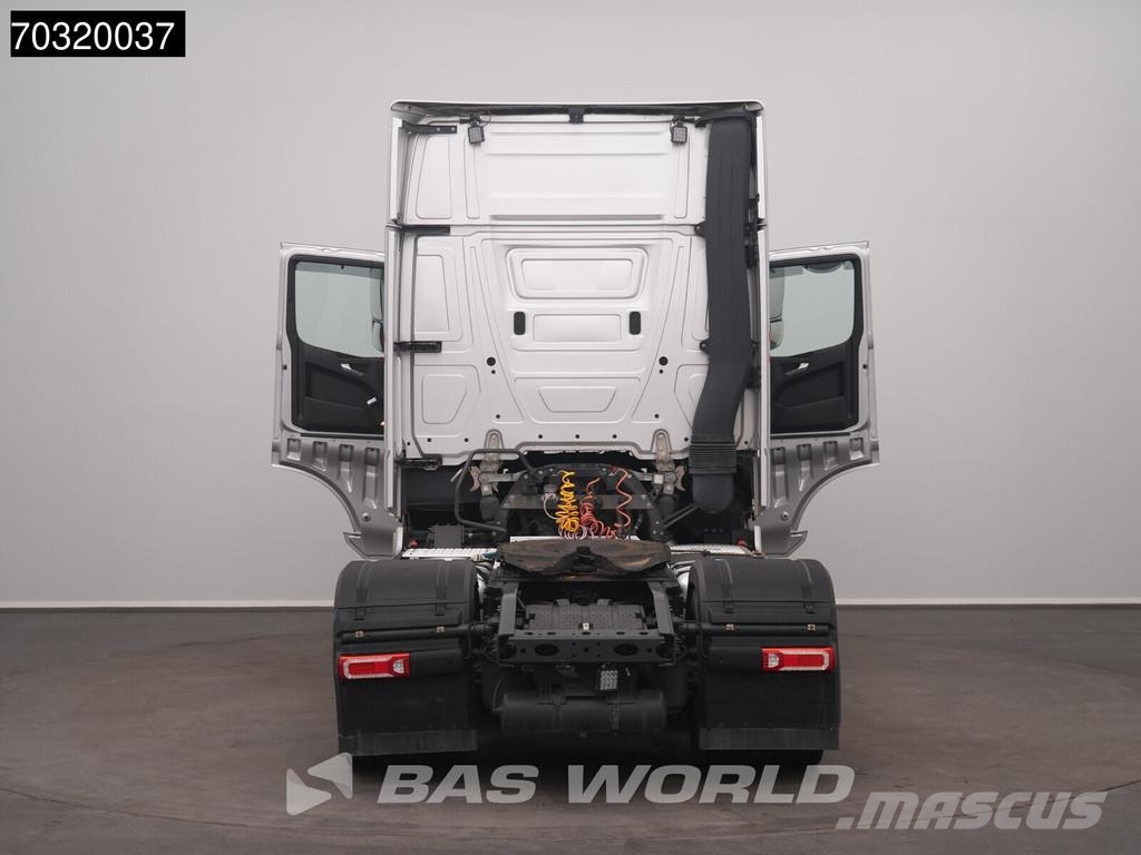 Mercedes-Benz Actros 1963 Actros 4X2 GigaSpace Retarder Full-Air 中古トラクターヘッド | トレーラーヘッド